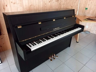 YAMAHA-APRES